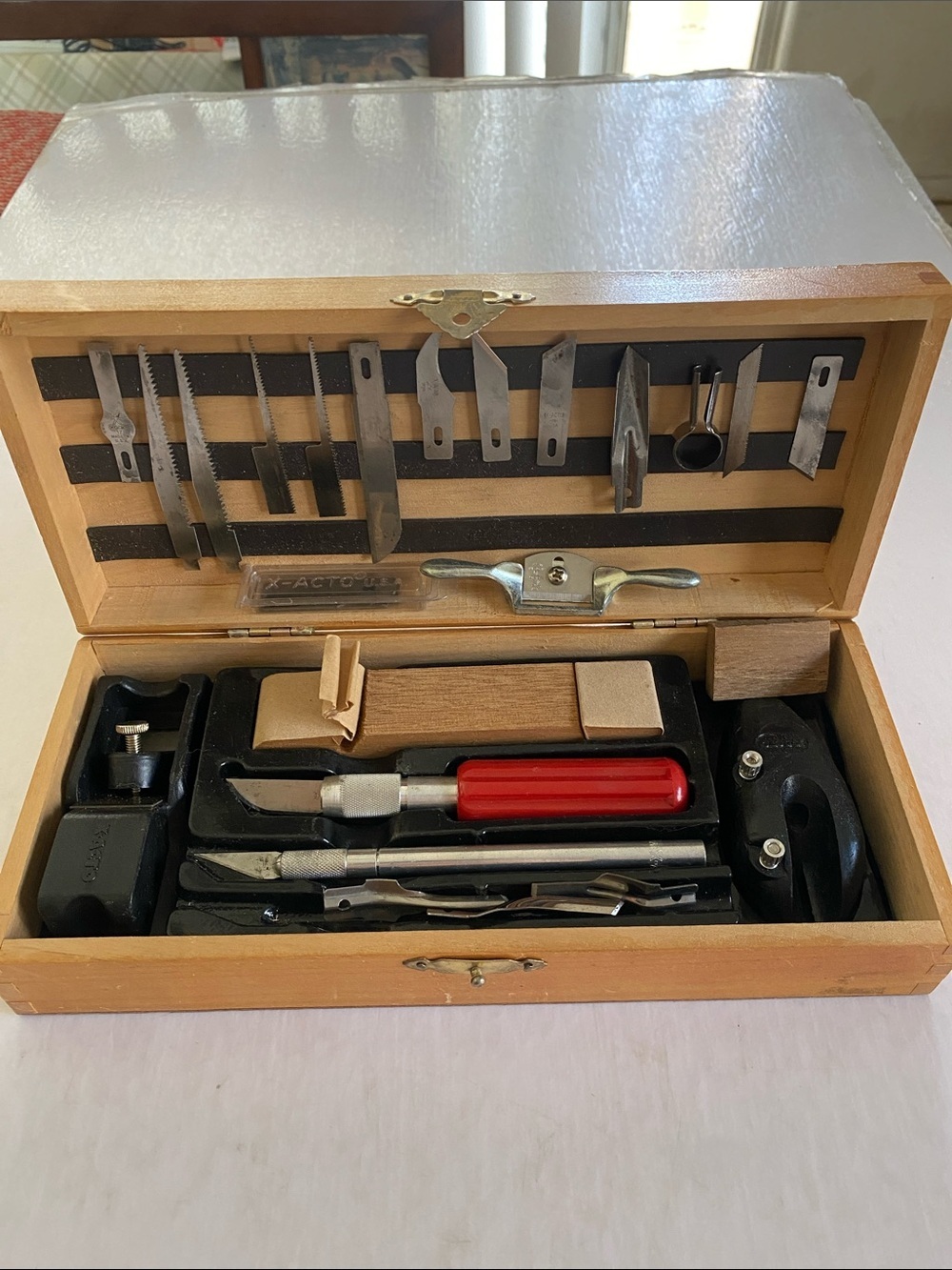 X-ACTO Wooden Hobby Craft Knife Tool Kit in Original Wooden Chest.